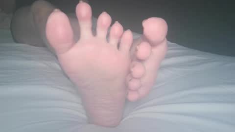 Viv West online show from 09.10.25