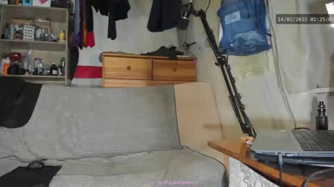 Virg Lszl online show from 02.14.25