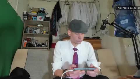 Virg Lszl online show from 02.16.25