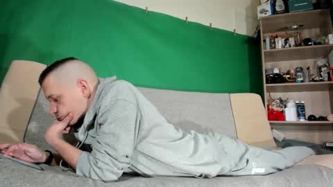 Virg Lszl online show from 03.25.26