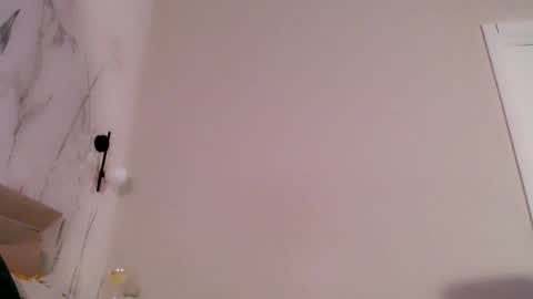 Snapshot of temberli chatting on 11.06.25 temberli online show from 11.06.25