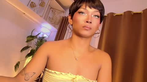 Snapshot of temptation_ashley chatting on 06.22.26 temptation_ashley online show from 06.22.26