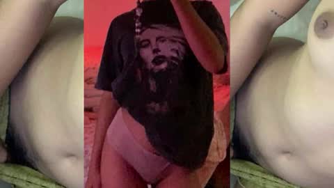 Snapshot of temptessa20 chatting on 11.03.25 temptessa20 online show from 11.03.25