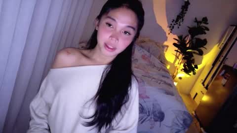 Snapshot of temptessa20 chatting on 11.12.25 temptessa20 online show from 11.12.25