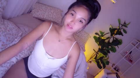 Snapshot of temptessa20 chatting on 12.14.25 temptessa20 online show from 12.14.25