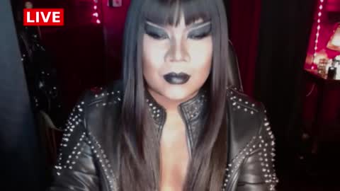 Snapshot of temptress_cocoxxx chatting on 01.07.25 Mistress Coco online show from 01.07.25