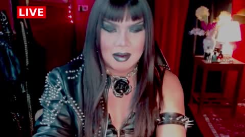 Snapshot of temptress_cocoxxx chatting on 02.05.25 Mistress Coco online show from 02.05.25