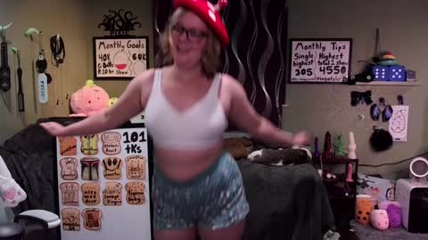 Pixie and Tentacle Overlord online show from 01.11.25