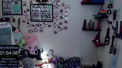 Pixie and Tentacle Overlord online show from 10.31.25