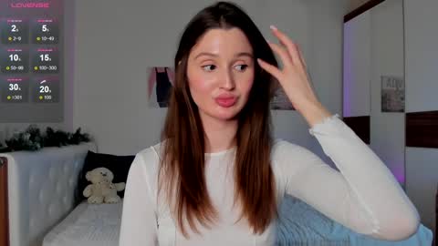 Snapshot of tender_babyy chatting on 01.14.25 Sexy girl Li online show from 01.14.25