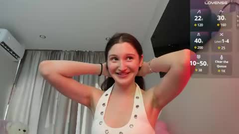 Snapshot of tender_babyyy chatting on 07.13.26 Amina online show from 07.13.26