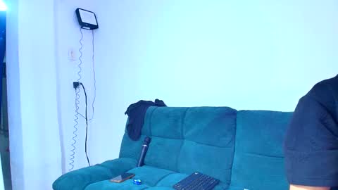 tender_dust online show from 02.22.25