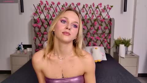 Snapshot of tendercrush chatting on 01.19.26 Ellis online show from 01.19.26