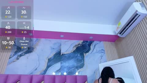 Tatiana online show from 11.25.25