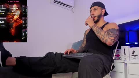 Teo Ferrer online show from 02.10.25