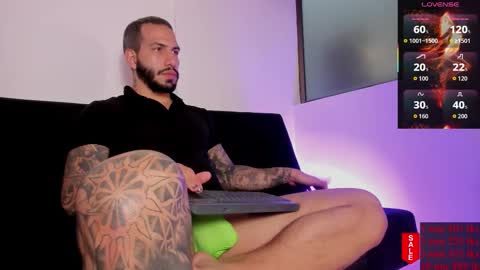 Teo Ferrer online show from 01.12.26