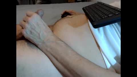 Snapshot of terraco_fun chatting on 10.25.25 terraco_fun online show from 10.25.25