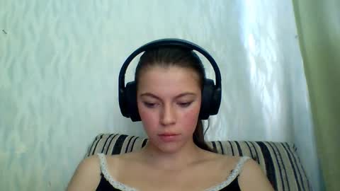 Anny Simpson online show from 09.13.25