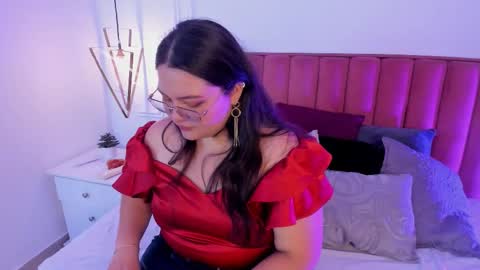 Snapshot of tessa_sinclaire chatting on 10.06.25 TERESA online show from 10.06.25