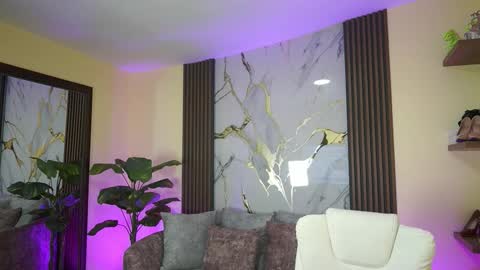 Tessa Fox online show from 02.04.26