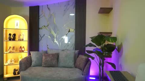 Tessa Fox online show from 02.07.26