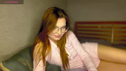 Snapshot of tessalust_ chatting on 05.03.26 Tessa online show from 05.03.26