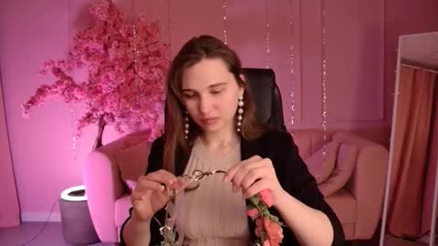 Tessa online show from 03.09.26