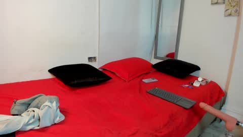 Snapshot of tessanahs chatting on 04.12.26 tessanahs online show from 04.12.26