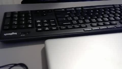 Test the Chat online show from 12.21.24