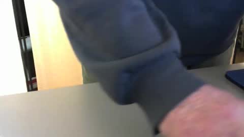 Test the Chat online show from 05.15.26