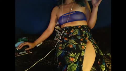 Snapshot of tetherbelle chatting on 06.16.26 tetherbelle online show from 06.16.26