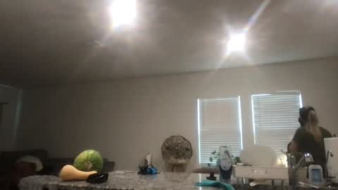 Daphne Summers online show from 04.15.26