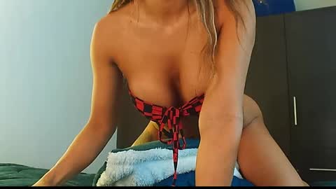 texas_curvykitten online show from 05.22.26