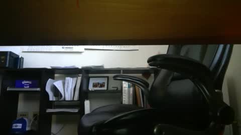 Snapshot of texasmade6303 chatting on 11.10.25 texasmade6303 online show from 11.10.25