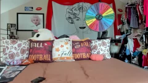 peachy online show from 09.10.25