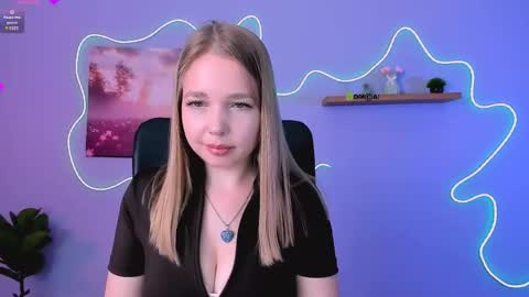 Snapshot of teya_starling chatting on 05.22.26 teya_starling online show from 05.22.26