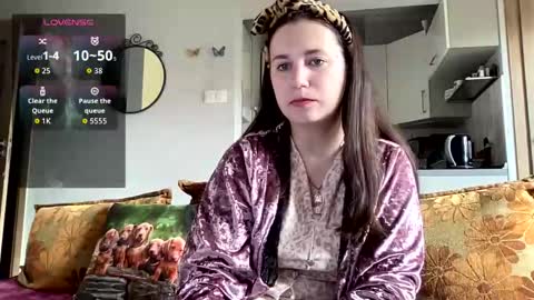 Snapshot of teylor_l chatting on 10.23.25 Teylor online show from 10.23.25