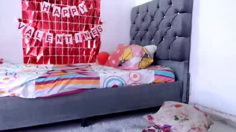 Snapshot of tezza_smith chatting on 02.12.25 tezza smith online show from 02.12.25