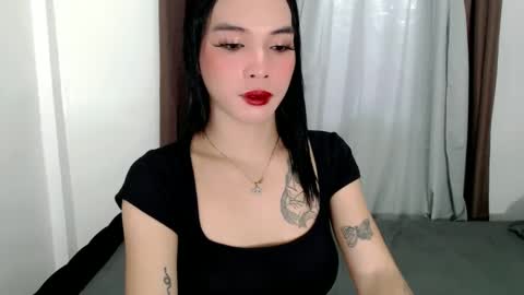Snapshot of tgirl_jasmine1 chatting on 02.17.25 Vanessa online show from 02.17.25