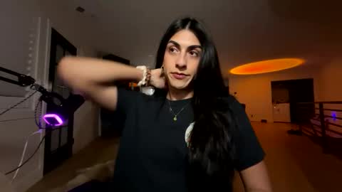 babygirlmami online show from 03.19.26