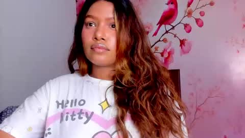 Snapshot of thais_waldrof chatting on 06.15.26 Andreina online show from 06.15.26