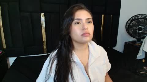 T H A I S  online show from 04.01.26