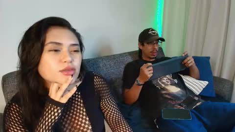 T H A I S  online show from 04.21.26