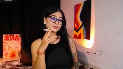 thalia  online show from 10.20.25