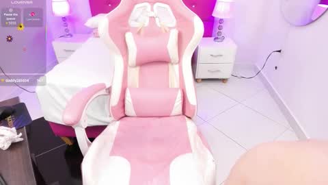 Thalia  online show from 12.18.25