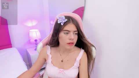 Thalia  online show from 02.25.26