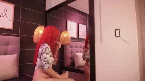 Thalia online show from 11.25.25