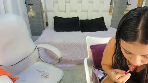 Thalia  Veyra online show from 03.17.26