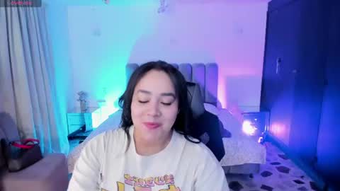 Snapshot of thaliabrooks_ chatting on 06.21.26 Thalia online show from 06.21.26
