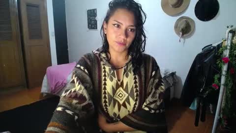    online show from 02.02.25